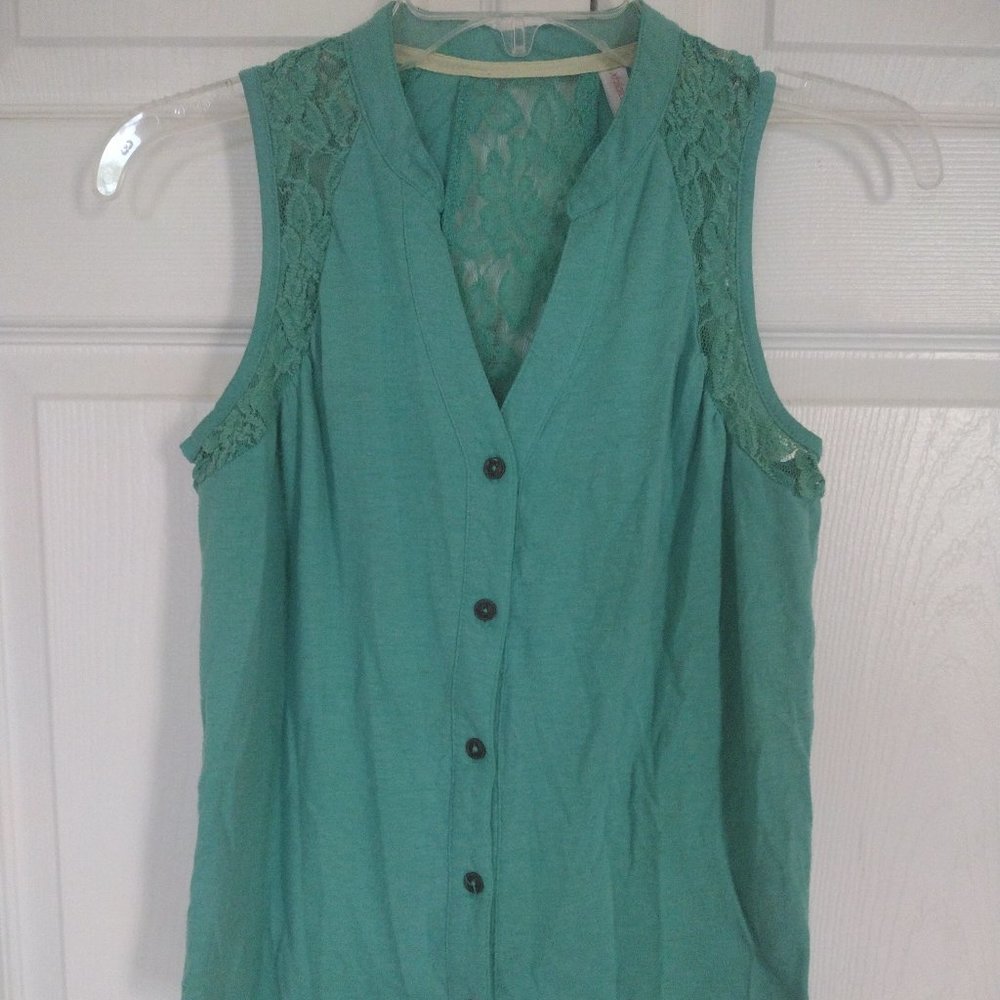Girls shirt size small